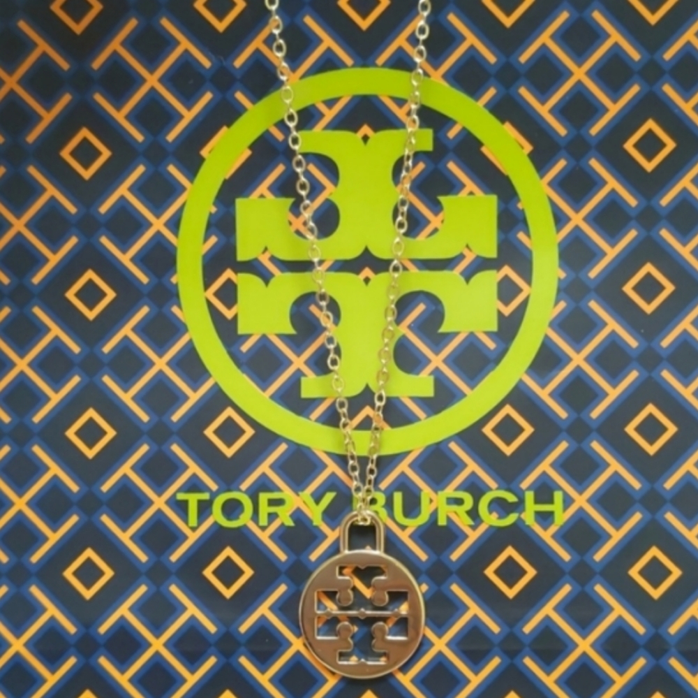Authentic Tory Burch Logo Charm 18” Gold Plated Necklace - Picture 8 of 12